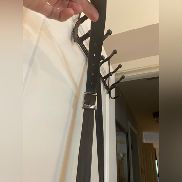 100% authentic cowhide handmade purse with long strap. - Picture 4 of 5